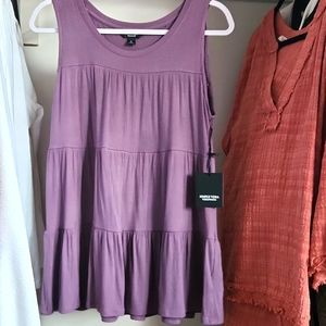 Vera Wang tank top size Medium